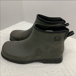 Sorel Chukka Rain Boots | Size 9